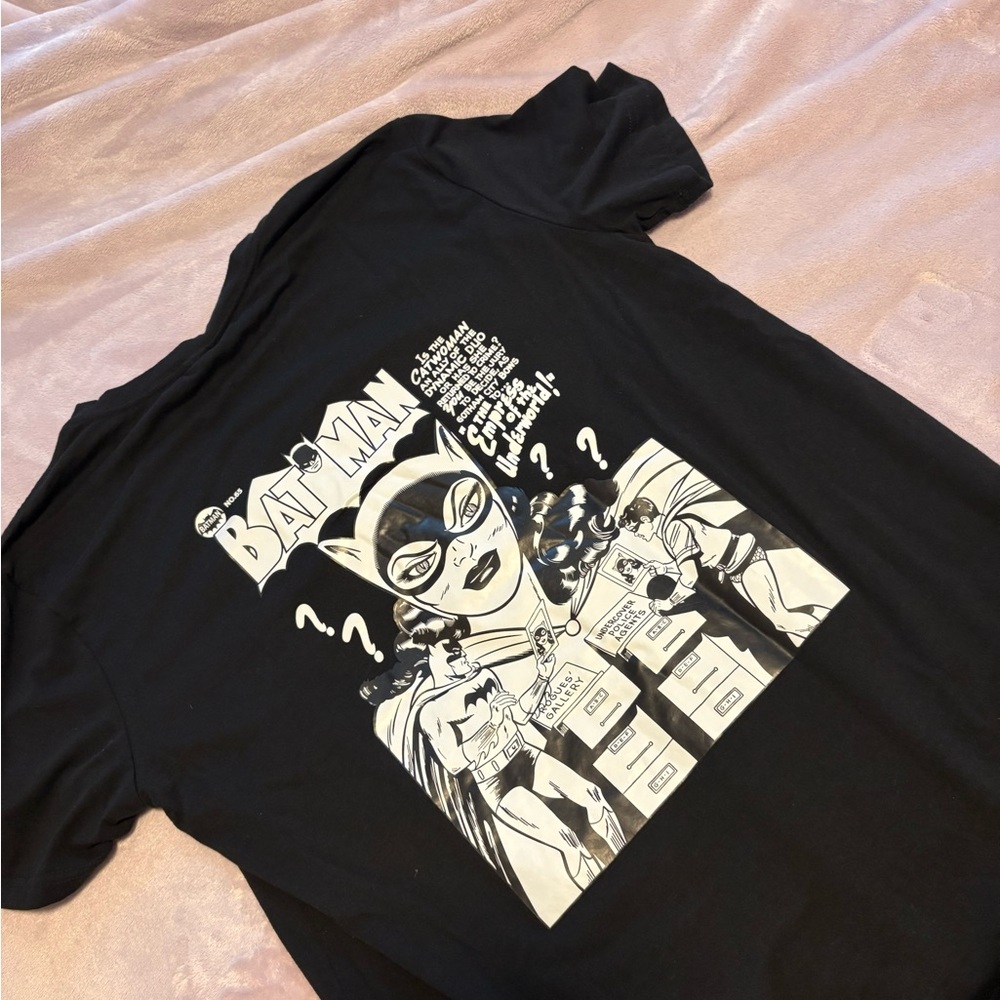 Batman/Catwoman Black Tee